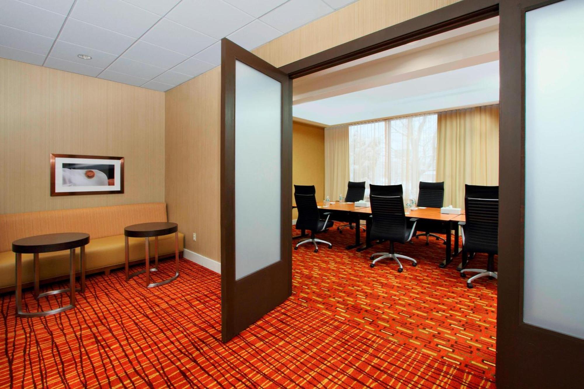 Courtyard By Marriott Lyndhurst/Meadowlands Extérieur photo